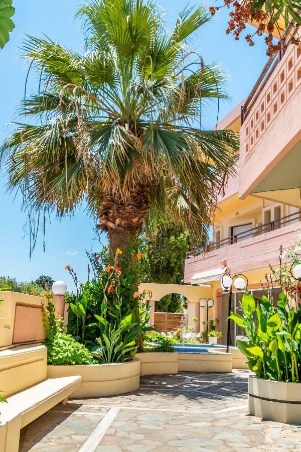 Louladakis Apartments Kolymbari Buitenkant foto