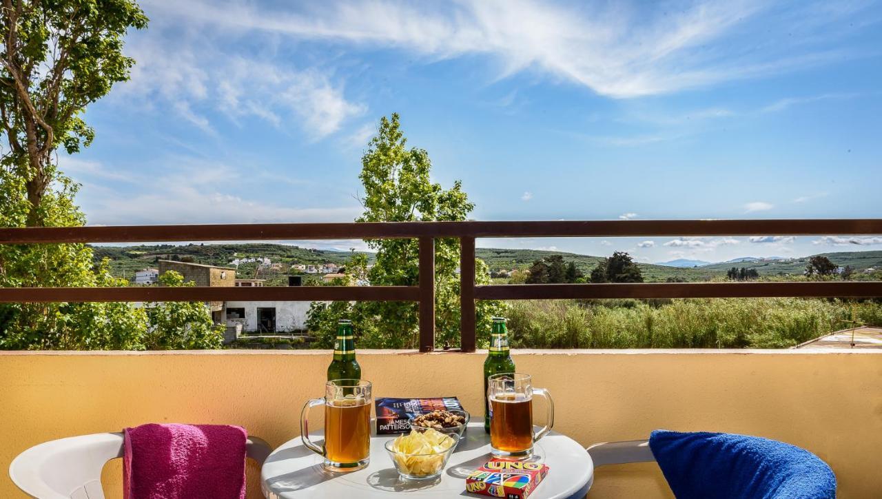 Louladakis Apartments Kolymbari Buitenkant foto